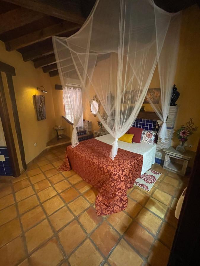 Cantaros Casa rural Pizarra